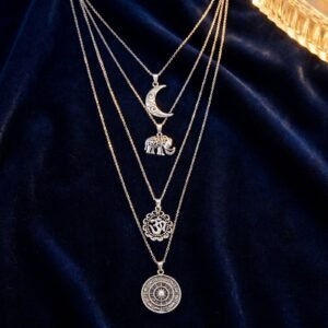 Collier Multicouche Lune Éléphant Plume Bohème