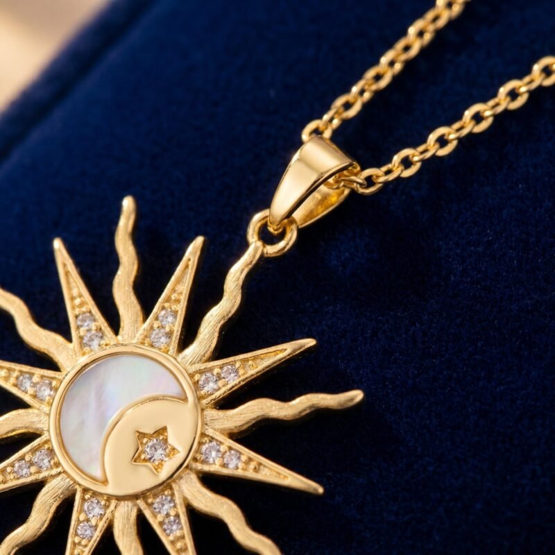 bijoux-2024-macro-1.jpg Pendentif Lune et Soleil Mode Alliage Niche