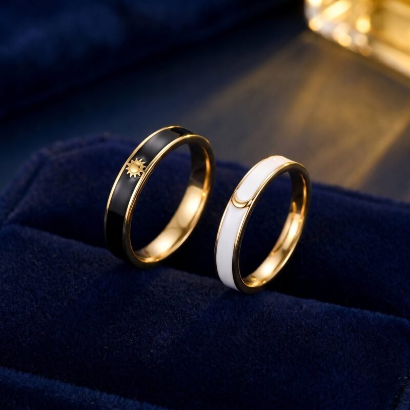 bijoux-2869-da1-1.jpg Collier Couple Soleil et Lune Doré - L'Amour Éternel