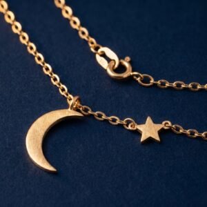 bijoux-3367-macro-1.jpg Collier Étoile Lune Simple et Épuré