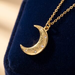 bijoux-3552-macro-1.jpg Pendentif Lune Poli Brillant 3 Coloris